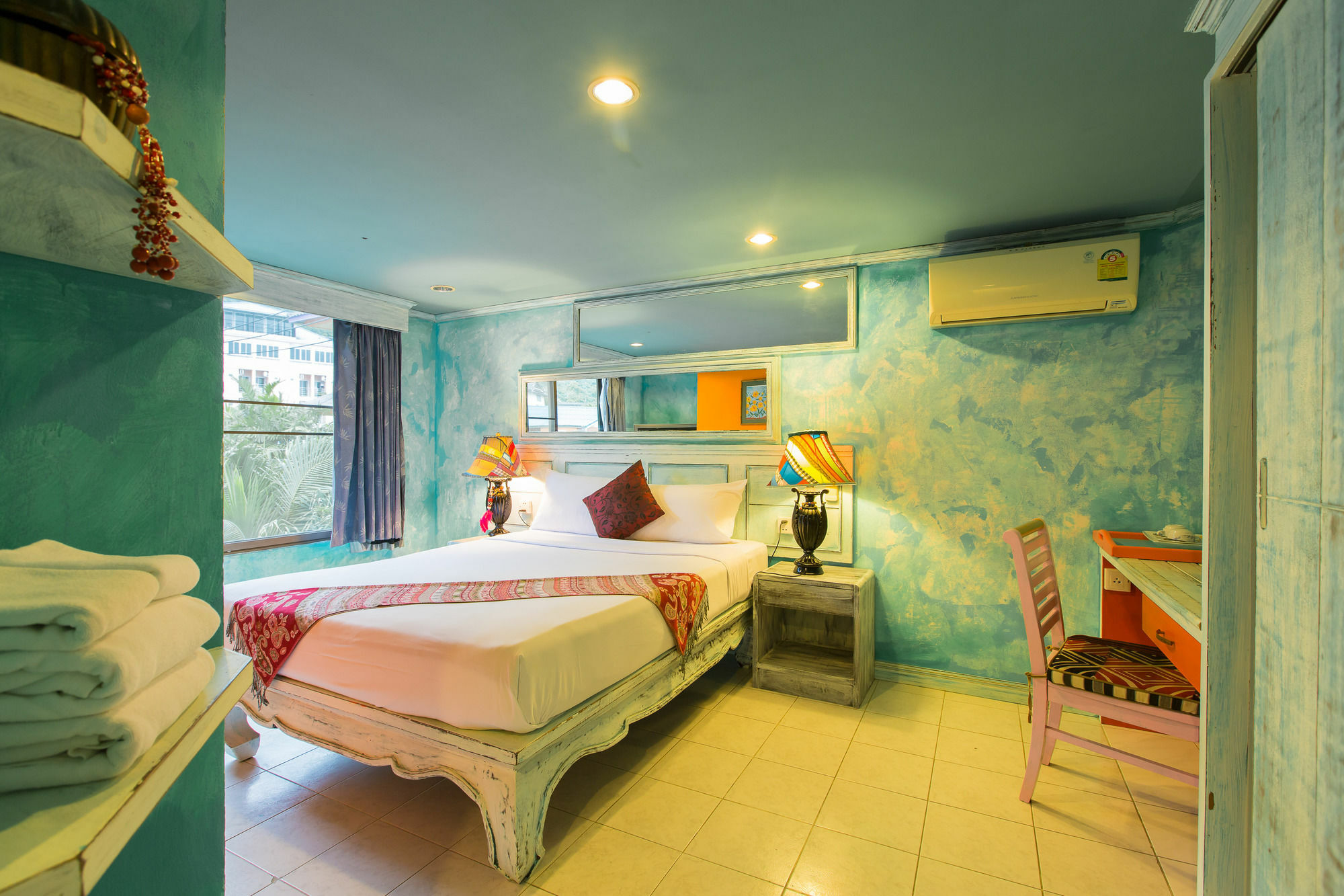 Barefoot Hotel Kalim Beach Front Patong Εξωτερικό φωτογραφία